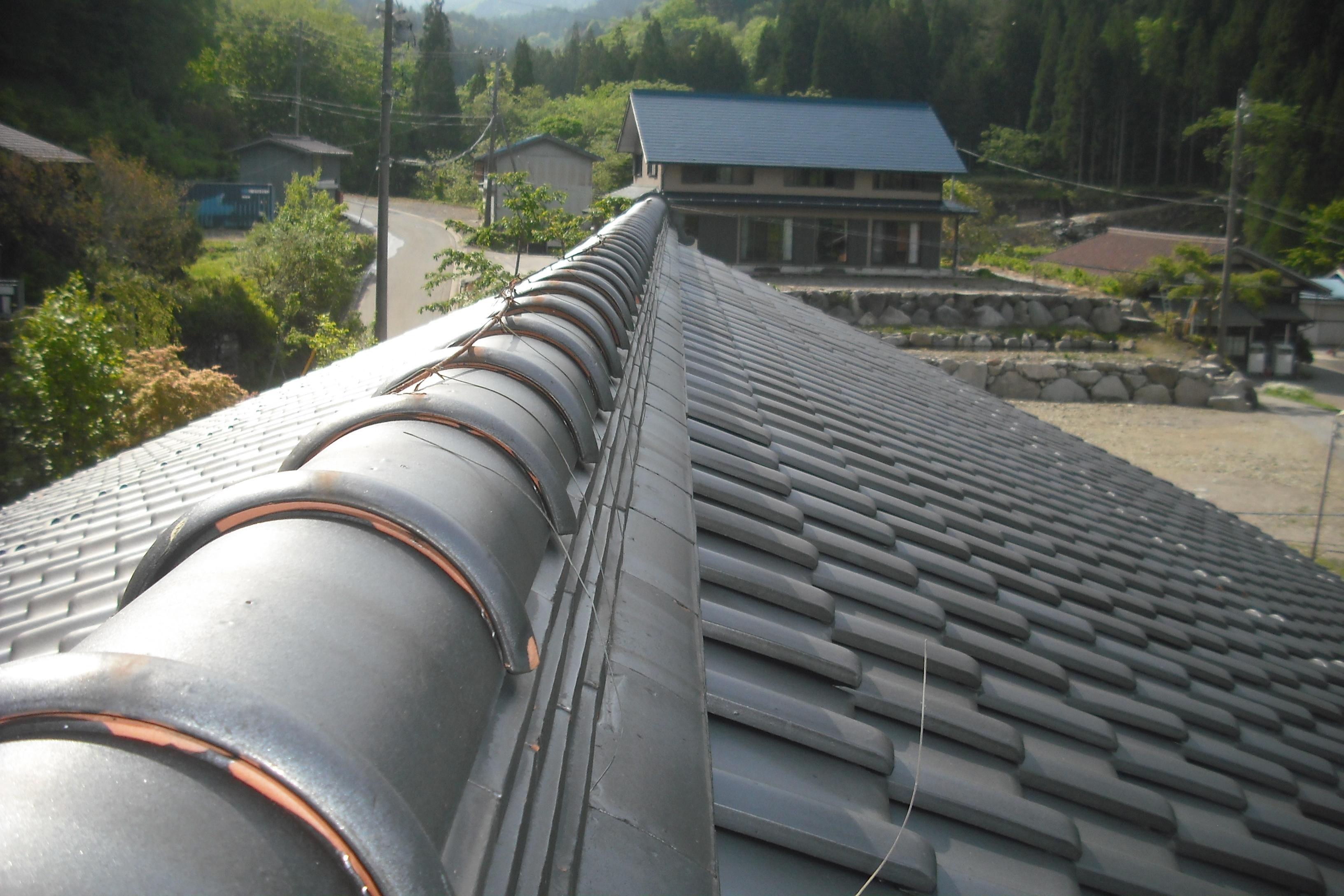 岐阜県　高鷲　屋根修理　棟修理